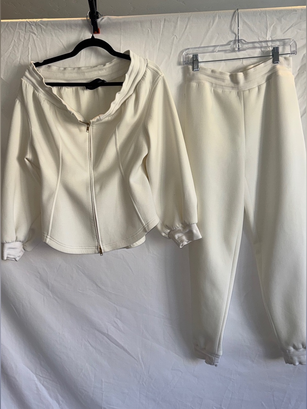 Brandon Maxwell SS 2021 Runway Cream Zip Hoodie & Jogger Set